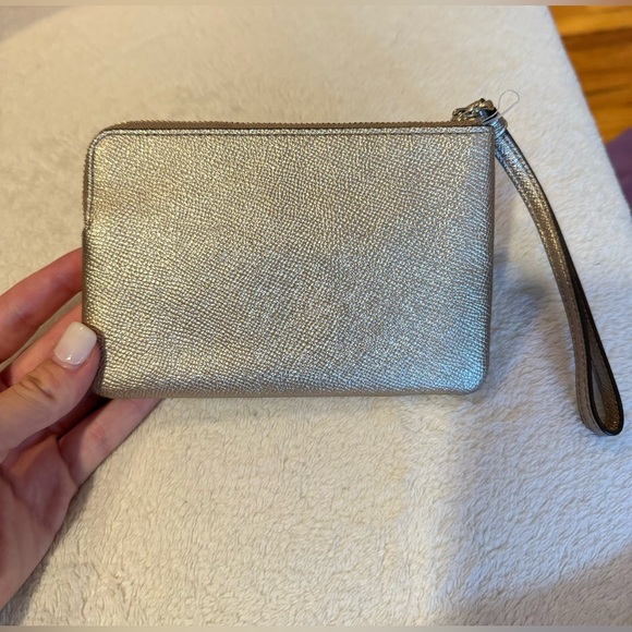 Coach metallic wristlet - Picture 2 of 3